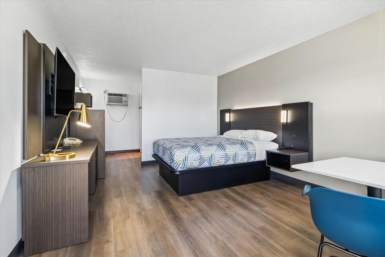 Motel 6-Bend, Or Zewnętrze zdjęcie